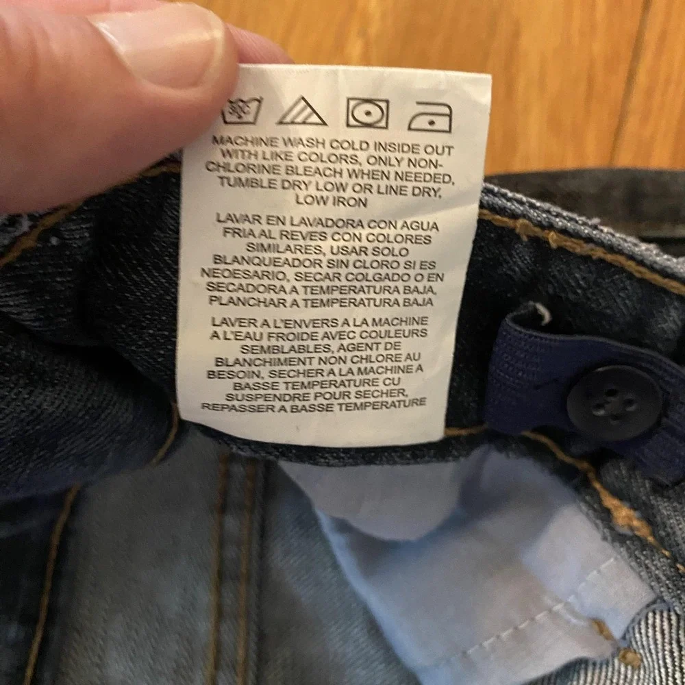 Wrangler Jeans Womens 12 Regular Dark Wash Stretch Denim Mid Rise Classic‎ Fit - Picture 7 of 14